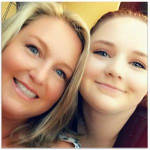 Meet your Posher, Cassie